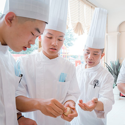 石家庄新东方西点西餐学校
